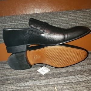Black leather dress shoes size 10(no box)